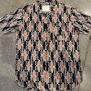 Kardo Short Sleeve Pattern Shirt, Medium